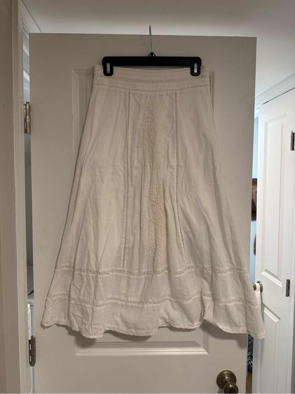Zara Embroidered Midi Skirt in Ecru